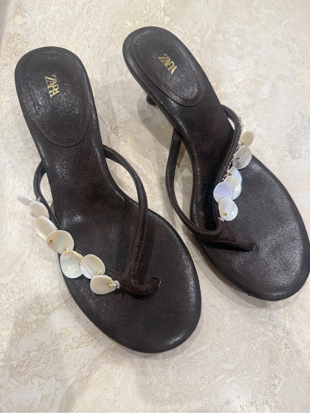 Zara shell kitten heel sandals 37